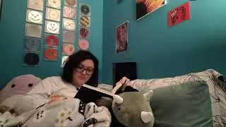 Sasha Marie is live! Read With Me