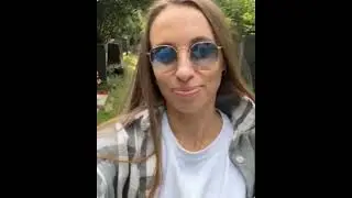 Складчикова на могиле Раневской
