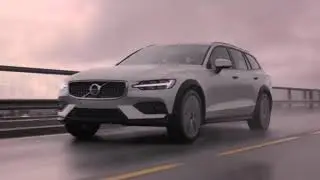 Volvo V60 Cross Country 2019 модельного года