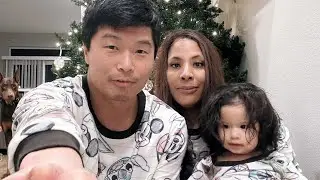 Happy Holidays from MuCho Life! Holiday scavenger hunt for In Sung.