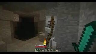 Видео: Как убить скелета в Minecraft алмазным мечом?