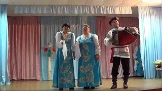 ГЛЯЖУ В ОЗЁРА СИНИЕ.