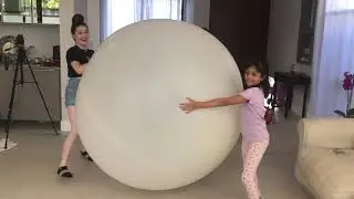 UM BALAO GIGANTE NA MINHA SALA