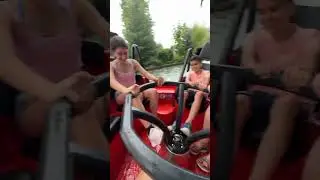 Violeta se empapa!!