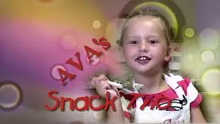 Hailey's Cookin' Show #16 | Chicken with loads of Noodles (Ava's Snack Time)