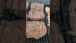 ОЦЕНИТЕ ВКУСНЯШЕЧКУ  РЫБАЙ И КУРОЧКА .