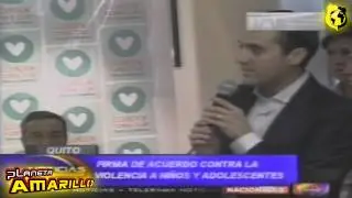 Antonio Valencia firma propuesta Ecuador futbol club.