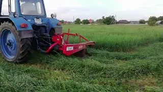Вчера убрал ячмень, сегодня кошу сено. Деревенский отдых.