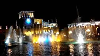 Ереван поющие фонтаны в центре