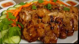 Vietnamese Lemongrass Chicken. Try this easy, simple dinner recipe! So flavourful!