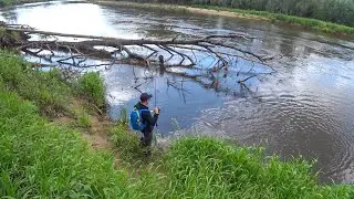 ОН НЕ ВЕРИЛ в ЗИМНЮЮ БЛЕСНУ, а она НАЧАЛА ЛОВИТЬ! Рыбалка на спиннинг в 2023
