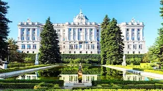 14 Of The BIGGEST Palaces On Earth