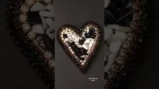 Брошь Сердце с агатом и кахалонгом. 