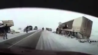 Мародеры украли груз у погибших в ДТП дальнобойщиков