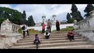 Дети Шаровки (Шаровский замок)