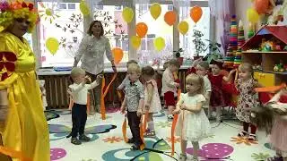 Танец с лентами для мамы! (О. Железнова) Группа №1 