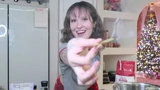 VLOGMAS #13: baking while baked! part one