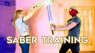 Teaching My Friend HOW TO USE A LIGHTSABER. (Chaotic)
