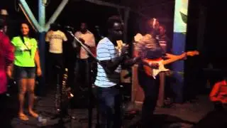 ZENGLEN JERE SEXY A LA CAYENNE  08 12 2012