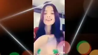 Tiktok buka tutup baju