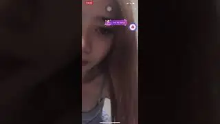 Bigo indo si cantik tanktop biru nunduk uting belahan kemana-mana