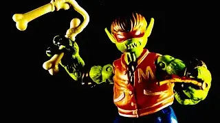 Playmates TMNT 2012 Werewolf Michelangelo Review￼