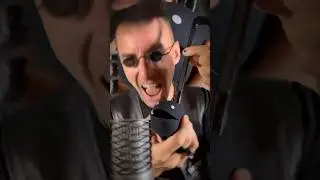 This bassline is insane