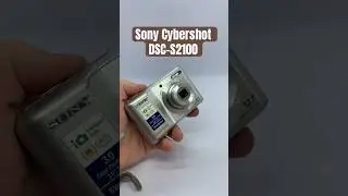 Y2K Digital camera Sony Cybershot DSC-S2100