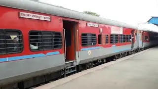 15104 Banaras Intercity Express (Banaras - Gorakhpur)