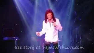 Domenick Allen & Kelly Clinton performing
