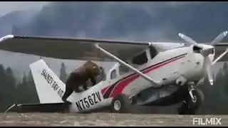 Был замечен российский агент , который угоняет вражеский самолёт!