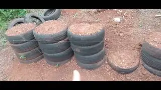 Muro de contención con cauchos. Terrazas para nivelación de terreno.