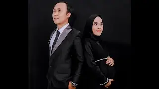 Pose Foto Hamil atau Maternity Tema Hitam Elegan