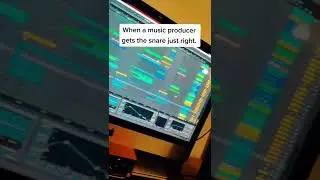 When the snare is just right. 😂🥁 #edm #musicproducer # #bedroomproducer #dancemusic