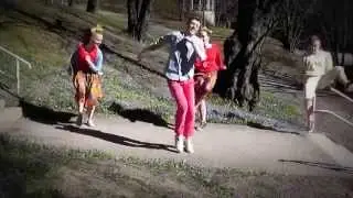 Orffit: Yläkerran tytöt