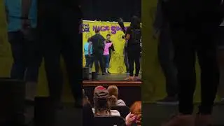Jordan knight checking on the song (I think) M&G summer tour 2024 Minnesota