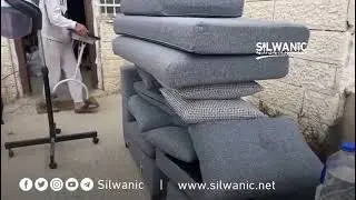 المقدسي رأفت العيساوي يُفرغ محتويات منزله ومحله التجاري في قرية العيساوية 