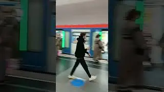 Обычный вечер в метро
