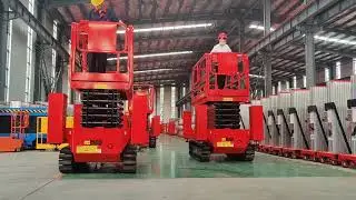 Crawler self propelled scissor lift