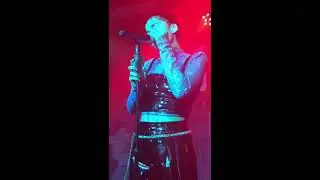 Adriana Terrén - Bennu Tour Frames (Live)