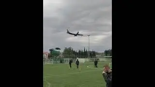 Пролетая над нами