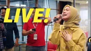 SAMPAI NANGIS! TIRANI - LESTI (LIVE DI HOT 93.2 FM) // 