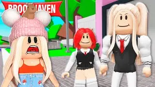 BRIGUEI com uma VALENTONA da ESCOLA no Brookhaven