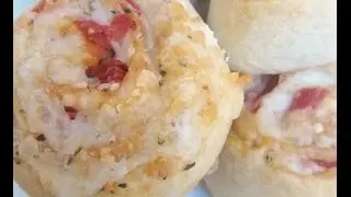 How to Make Cheesy Pizza Rolls | Dinner | Six Sisters Stuff