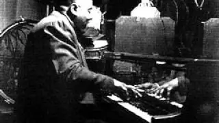 Art Tatum plays Caravan (1940)