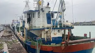 Peshkarexha iu godit nga trageti, shpëtohen 3 peshkatarët e mbetur në det të hapur