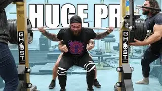 SQUATTING WITH WORLDS STRONGEST MAN & BIG SQUAT PR Ft. Jujimufu & Martins Licis