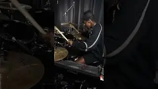 I BUTCHER THIS PARAMORE SONG #drums #paramore