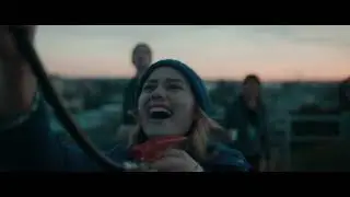 Nic k smíchu (2021) - CZ trailer, Petter Naess