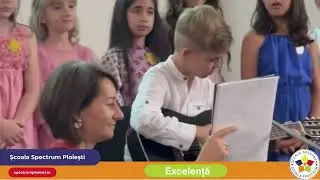 Momente artistice din cadrul Festivității de premiere